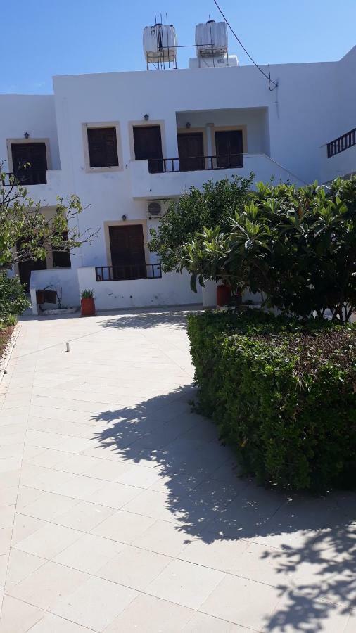 Apartament Pela